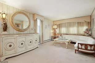 911 W Henry St, Linden, NJ 07036 - Photo 7
