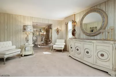 911 W Henry St, Linden, NJ 07036 - Photo 9
