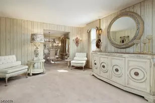 911 W Henry St, Linden, NJ 07036 - Photo 9
