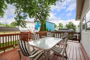 911 W Henry St, Linden, NJ 07036 - Photo 5