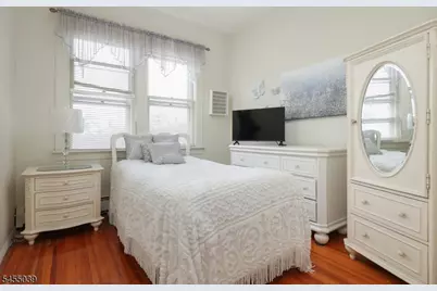 911 W Henry St, Linden, NJ 07036 - Photo 17
