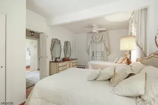 911 W Henry St, Linden, NJ 07036 - Photo 21