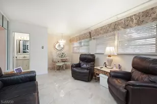 911 W Henry St, Linden, NJ 07036 - Photo 15