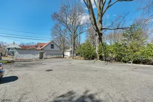 94 Park St, Montclair, NJ 07042 - Photo 23