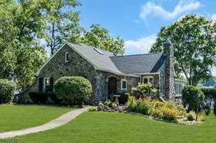 9 Musconetcong Ave, Stanhope, NJ 07874 - Photo 3