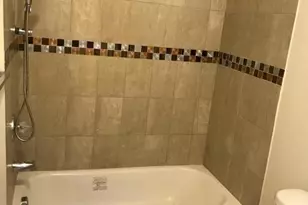 637 Parker St, Newark, NJ 07104 - Photo 5