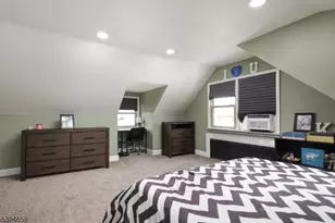 825 Dennis Pl, Linden, NJ 07036 - Photo 19