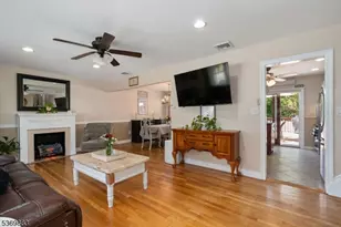 22 Rhonda Pl, Wanaque, NJ 07465 - Photo 11