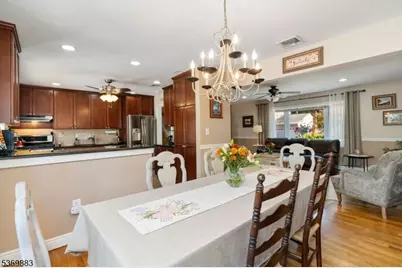 22 Rhonda Pl, Wanaque, NJ 07465 - Photo 13