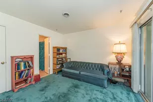 20 Collura Ln, Clifton, NJ 07012 - Photo 5