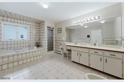 41 Florham Rd, Parsippany, NJ 07054 - Photo 25