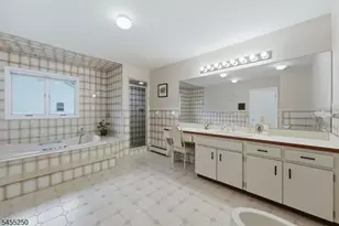 41 Florham Rd, Parsippany, NJ 07054 - Photo 25
