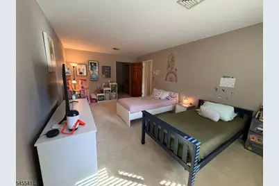 73 S Hillside Ave, Roxbury Township, NJ 07876 - Photo 35