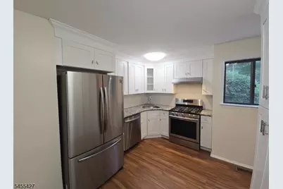 41 Arbor Cir, Bernards Township, NJ 07920 - Photo 7