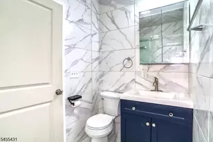 9017 Riverside Pl, North Bergen, NJ 07047 - Photo 17