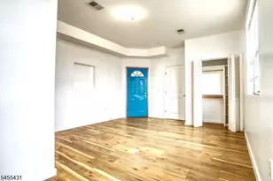 9017 Riverside Pl, North Bergen, NJ 07047 - Photo 15