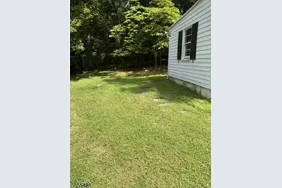 366 Warrenville Rd, Green Brook Township, NJ 08812 - Photo 3