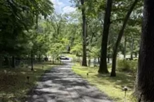 366 Warrenville Rd, Green Brook Township, NJ 08812 - Photo 21