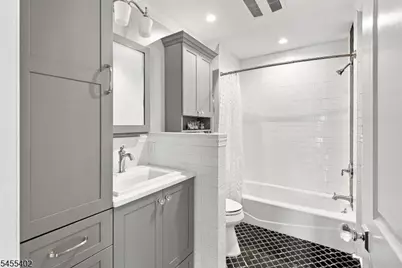 17 Ralph Pl, Morristown, NJ 07960 - Photo 13