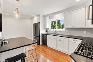 17 Ralph Pl, Morristown, NJ 07960 - Photo 17