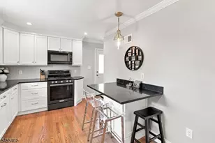17 Ralph Pl, Morristown, NJ 07960 - Photo 9