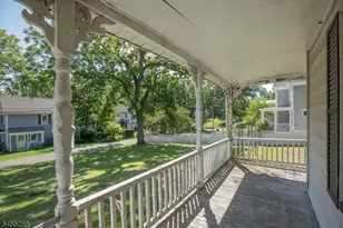 6 Bodine Ave, Peapack Gladstone Boro, NJ 07934 - Photo 3