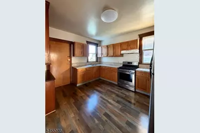 720 Monroe Ave, Elizabeth, NJ 07201 - Photo 7