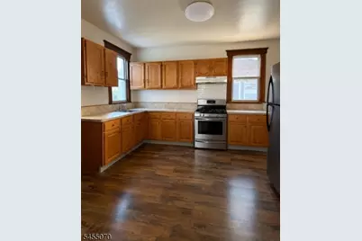 720 Monroe Ave, Elizabeth, NJ 07201 - Photo 3