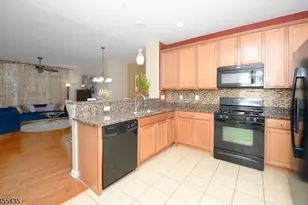 5 Holly Ln, Garfield, NJ 07026 - Photo 7