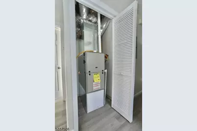 212 N 1st St, Paterson, NJ 07522 - Photo 15