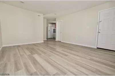 212 N 1st St, Paterson, NJ 07522 - Photo 5