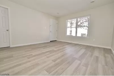 212 N 1st St, Paterson, NJ 07522 - Photo 3