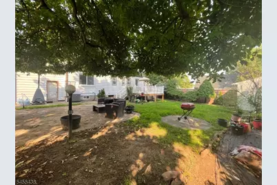 80 Circle Drway, Teaneck Township, NJ 07666 - Photo 9