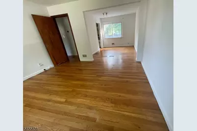 80 Circle Drway, Teaneck Township, NJ 07666 - Photo 5