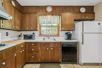 10 Longbridge Rd, Frankford Township, NJ 07826 - Photo 13