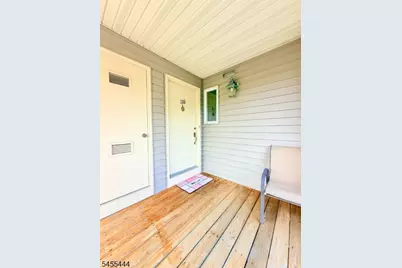 136 Westchester Ter, Clinton Township, NJ 08801 - Photo 11