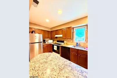 136 Westchester Ter, Clinton Township, NJ 08801 - Photo 9
