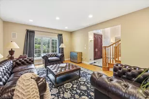 4 Centennial Ct, Totowa, NJ 07512 - Photo 5