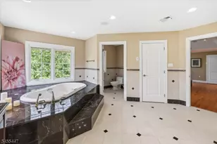 4 Centennial Ct, Totowa, NJ 07512 - Photo 23