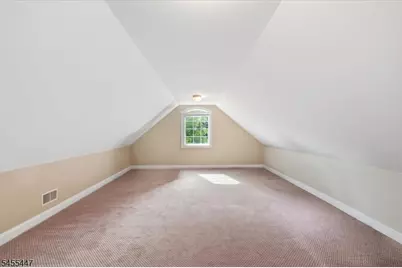 4 Centennial Ct, Totowa, NJ 07512 - Photo 25