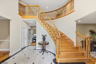 4 Centennial Ct, Totowa, NJ 07512 - Photo 3