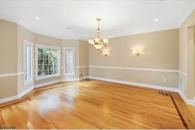 4 Centennial Ct, Totowa, NJ 07512 - Photo 7