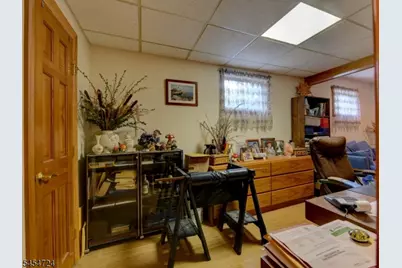 3 Village Rd, Pequannock Township, NJ 07444 - Photo 15