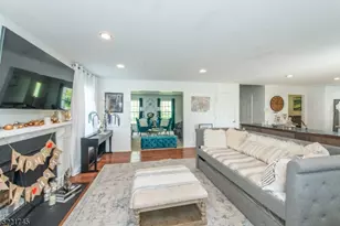 61 Rock Rd, Washington Township, NJ 07853 - Photo 15