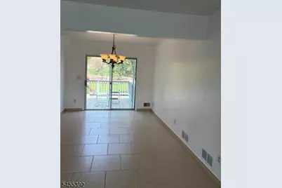2 A-2B John F Goellner Dr, Raritan, NJ 08869 - Photo 3