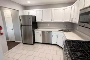 22 Seton Hall Dr, Newark, NJ 07103 - Photo 13