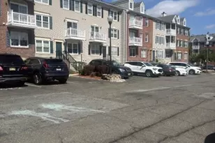 22 Seton Hall Dr, Newark, NJ 07103 - Photo 37