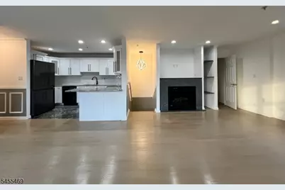 614 Fairview Ave, Fairview, NJ 07022 - Photo 3