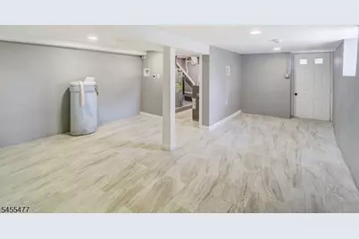 4 Emmans Rd, Roxbury Township, NJ 07852 - Photo 17