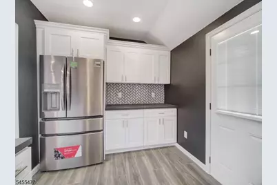 4 Emmans Rd, Roxbury Township, NJ 07852 - Photo 11